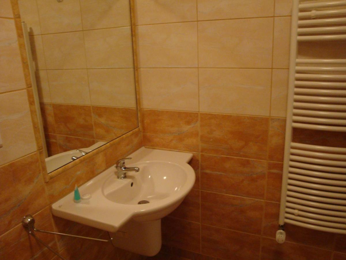 Hotel Lazne Evzenie Klášterec nad Ohří Zimmer foto